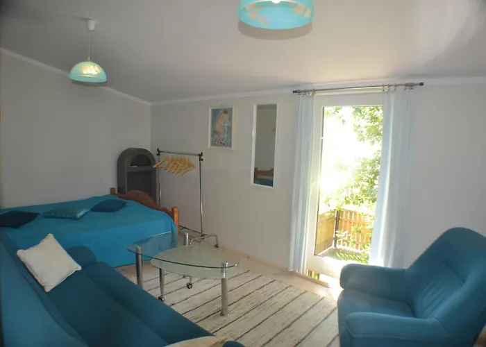 Dom wakacyjny Karusselli Area Parnawa